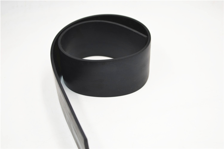 Extruded nitrile rubber extrusions sealing profile (1).jpg Extruded nitrile rubber extrusions sealing profile (1).JPG